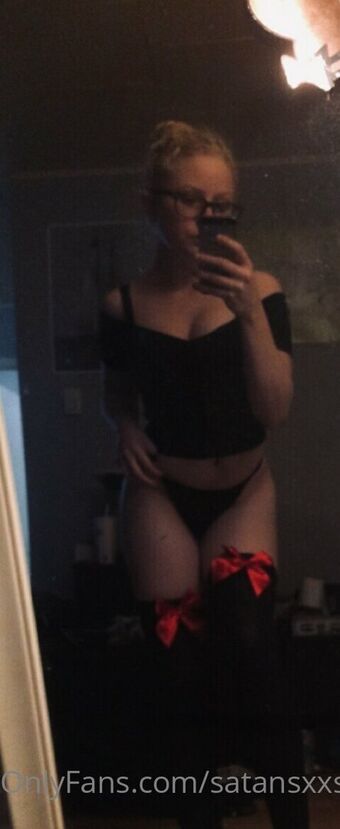 satansxxspawn Голі Зливи OnlyFans Фото 8
