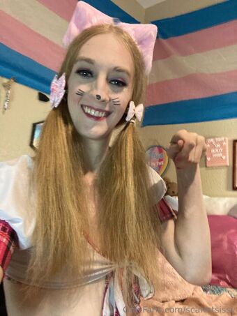 scarletsissy Голі Зливи OnlyFans Фото 11
