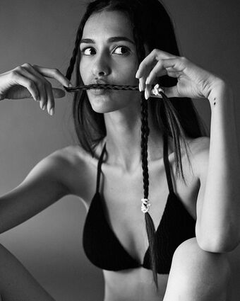 Schassi Голі Зливи OnlyFans Фото 46