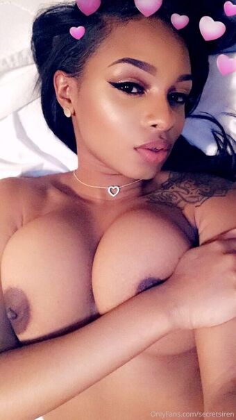 secretsiren Голі Зливи OnlyFans Фото 31
