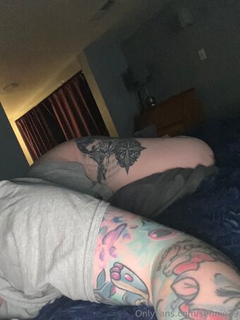 sennie29 Голі Зливи OnlyFans Фото 5