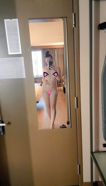 SeRa Голі Зливи OnlyFans Фото 77