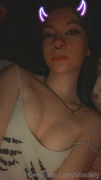 shadely Голі Зливи OnlyFans Фото 11