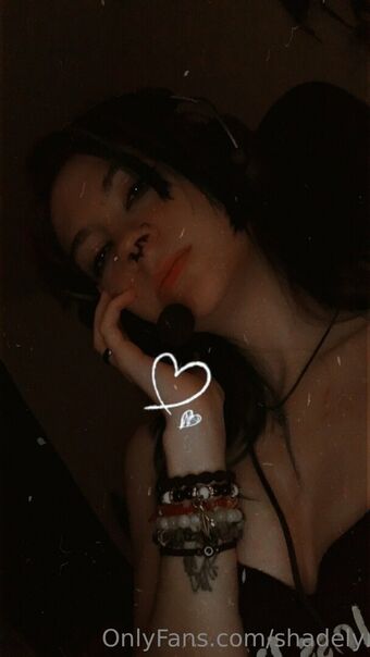 shadely Голі Зливи OnlyFans Фото 14
