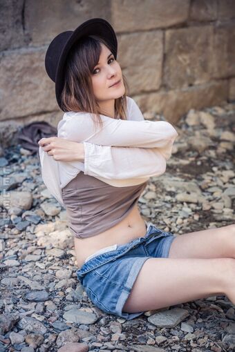 Shae Underscore Голі Зливи OnlyFans Фото 244