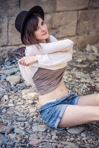 Shae Underscore Голі Зливи OnlyFans Фото 246