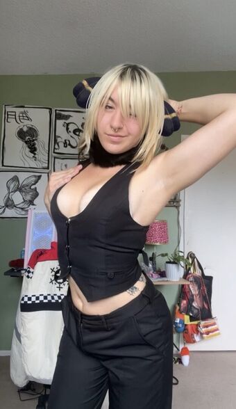 shroombie Голі Зливи OnlyFans Фото 26