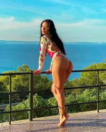 Simaria Голі Зливи OnlyFans Фото 55