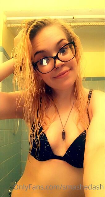 smashedash Голі Зливи OnlyFans Фото 34