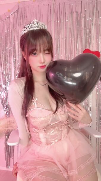 smmms2002 Голі Зливи OnlyFans Фото 25