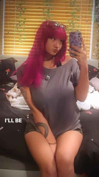 Snailsquee Голі Зливи OnlyFans Фото 3