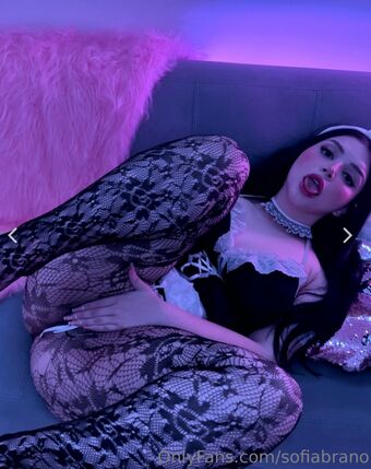 Sofia Brano Голі Зливи OnlyFans Фото 20