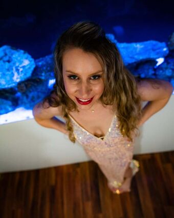 sofia.grace Голі Зливи OnlyFans Фото 19