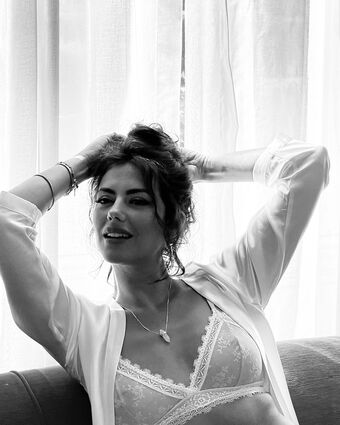 Sofia Ribeiro Голі Зливи OnlyFans Фото 18