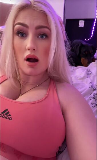 Sofia White Голі Зливи OnlyFans Фото 6