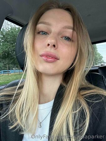 sofiaaaparker Голі Зливи OnlyFans Фото 177