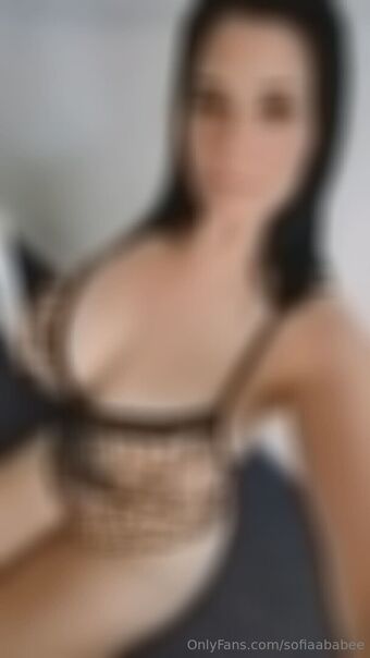 sofiaababee Голі Зливи OnlyFans Фото 2