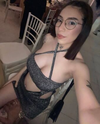 SofiaAimara Голі Зливи OnlyFans Фото 6