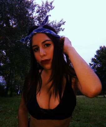 sofiaaleggree Голі Зливи OnlyFans Фото 17