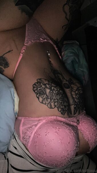 Sofijauu Голі Зливи OnlyFans Фото 17