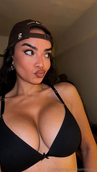 solmayaaa Голі Зливи OnlyFans Фото 4