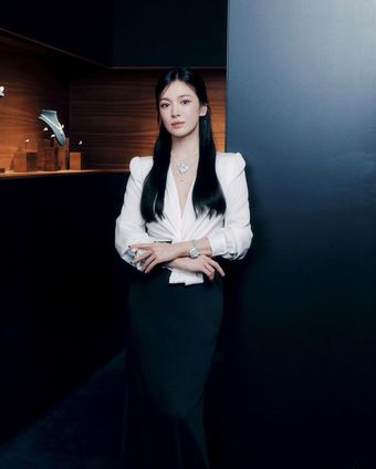 Song Hye-kyo Голі Зливи OnlyFans Фото 10