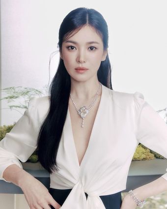 Song Hye-kyo Голі Зливи OnlyFans Фото 11
