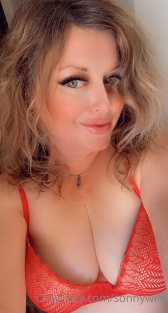 sonnywild Голі Зливи OnlyFans Фото 2