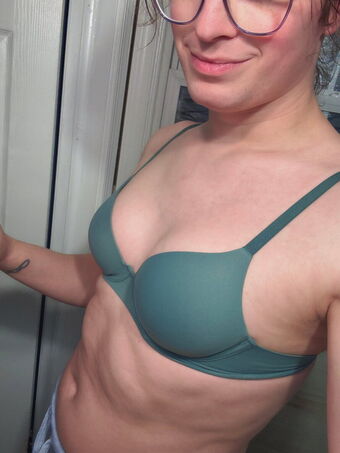 squiggledingle Голі Зливи OnlyFans Фото 18