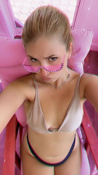 Stemney Голі Зливи OnlyFans Фото 2