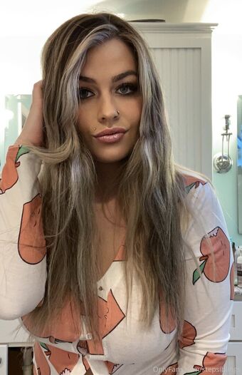 stepsiblings Голі Зливи OnlyFans Фото 37