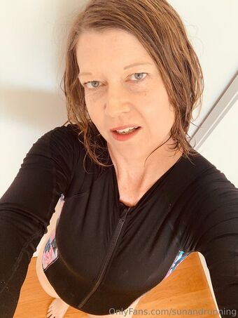 sunandrunning Голі Зливи OnlyFans Фото 1