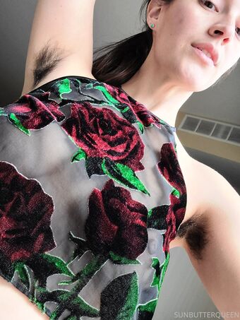 sunnnny Голі Зливи OnlyFans Фото 33