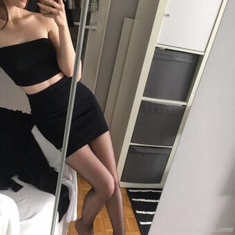 suseee Голі Зливи OnlyFans Фото 5