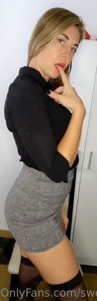 sweetroxane Голі Зливи OnlyFans Фото 12
