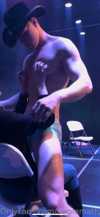 swolemattyy Голі Зливи OnlyFans Фото 14