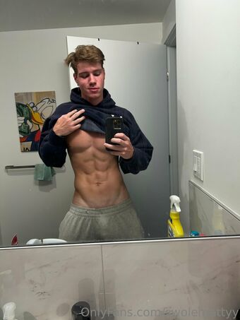 swolemattyy Голі Зливи OnlyFans Фото 28