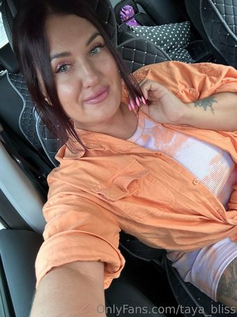 taya_bliss