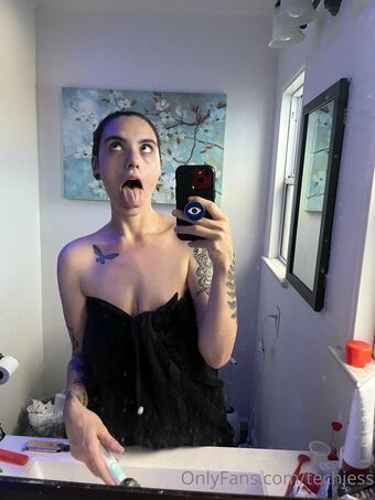 techjess Голі Зливи OnlyFans Фото 13