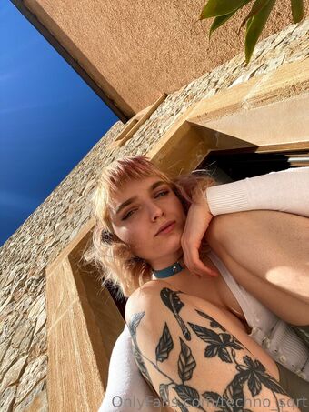 techno_sqrt Голі Зливи OnlyFans Фото 9