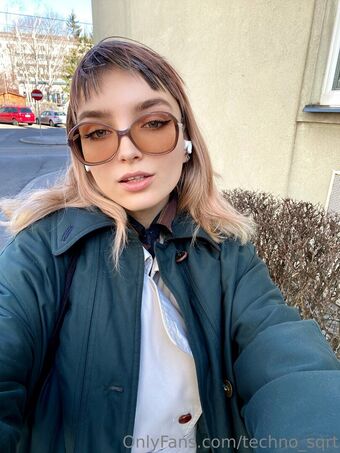 techno_sqrt Голі Зливи OnlyFans Фото 16
