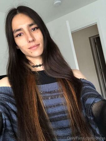 Tess Голі Зливи OnlyFans Фото 26