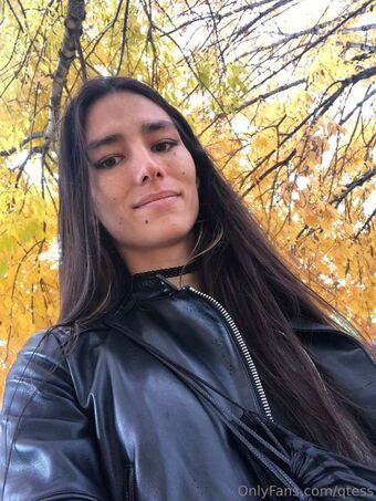 Tess Голі Зливи OnlyFans Фото 30