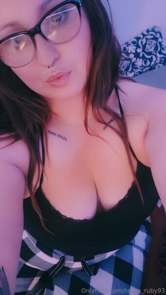 texas_ruby93 Голі Зливи OnlyFans Фото 16