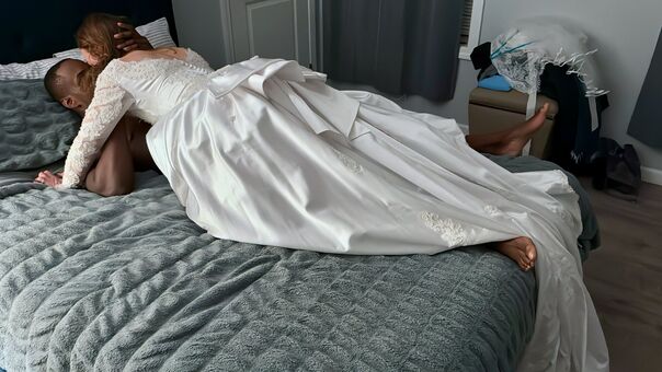 TheAspenRose1 Голі Зливи OnlyFans Фото 3