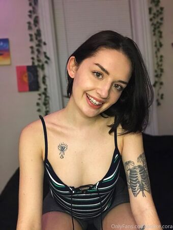 thecoragrant Голі Зливи OnlyFans Фото 12