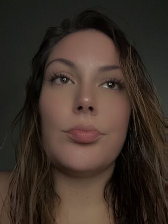 thickarella Голі Зливи OnlyFans Фото 3