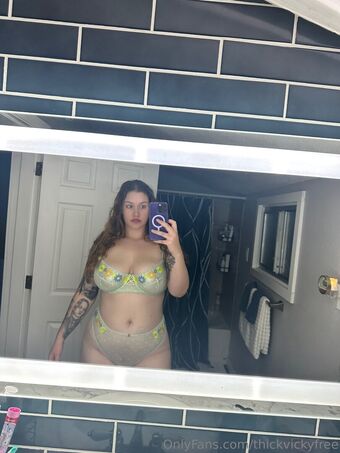 thickvickyfree