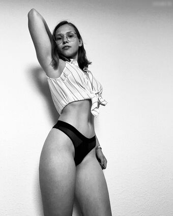 Thunderstorm bg (thund3rst0rmbg.l3ipz1g)