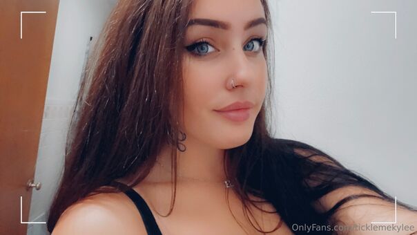 ticklemekylee Голі Зливи OnlyFans Фото 2